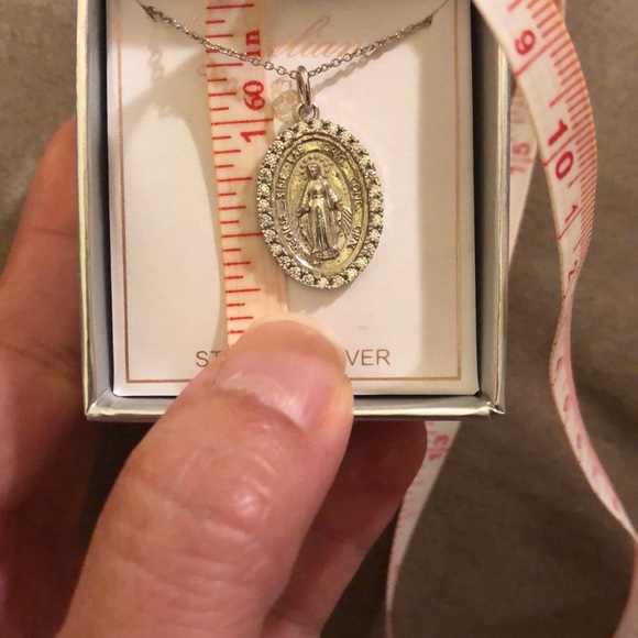 🙏🏼 Sterling silver Mother Mary Necklace by Guiliana - Picture 12 of 13